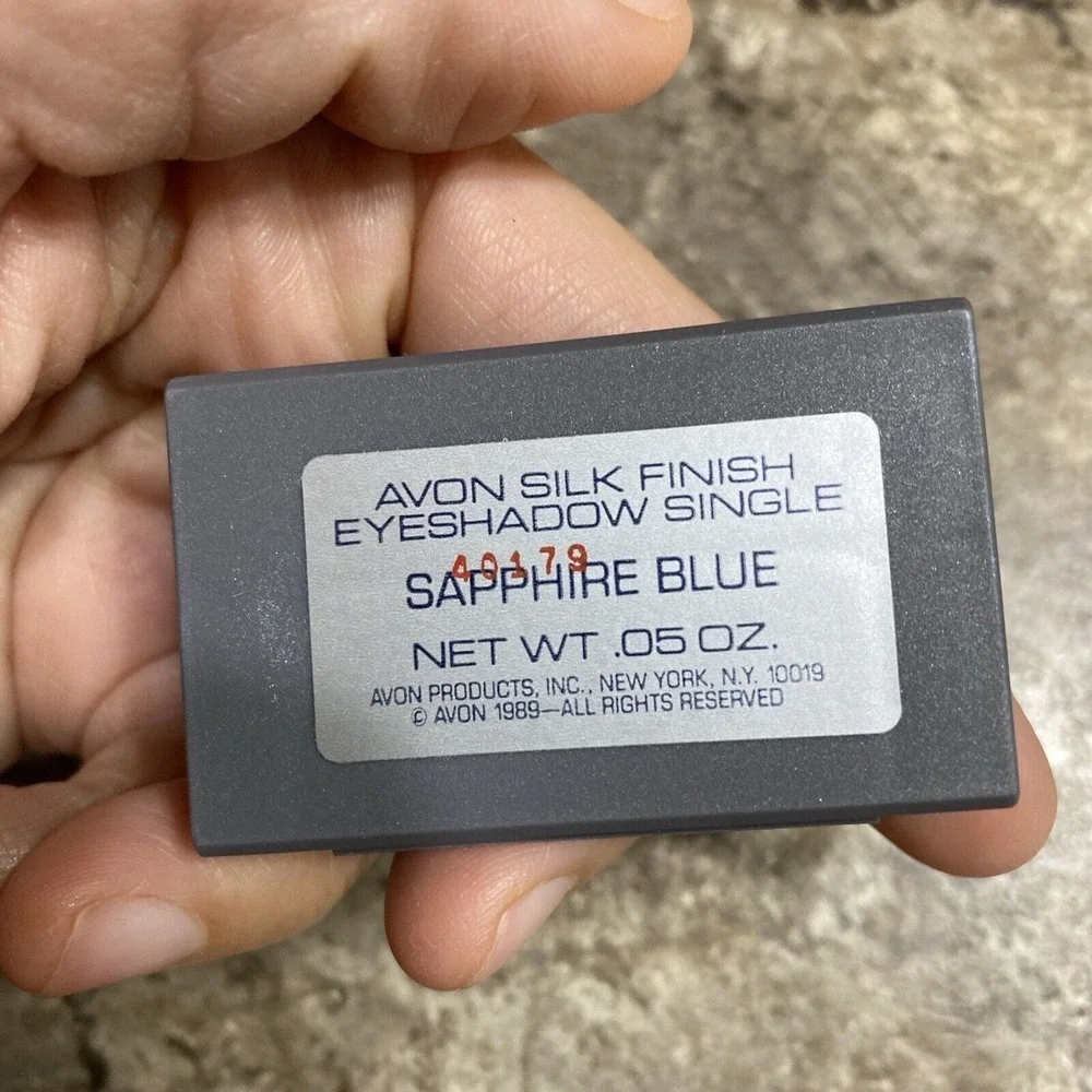 Original Avon Silk‎ Finish Eyeshadow Single In Sapphire Blue Eye Shadow